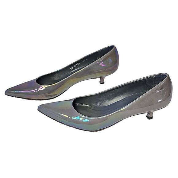 Stuart Weitzman  - Picture 1 of 15
